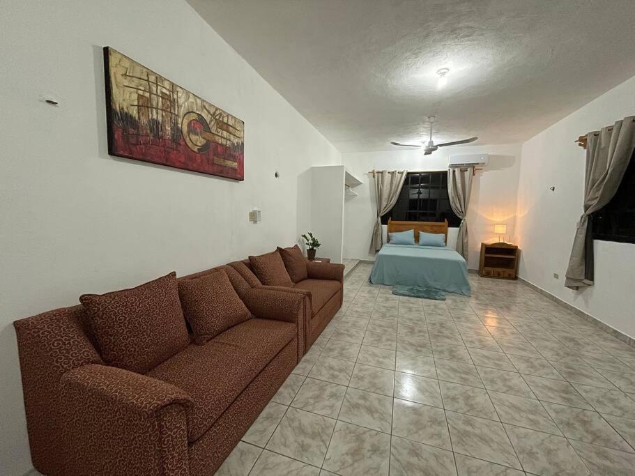 Casa Juan, Estudio En Apartamento